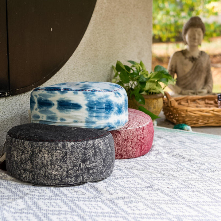 Round Buckwheat Meditation Cushion in Red - the five clouds
