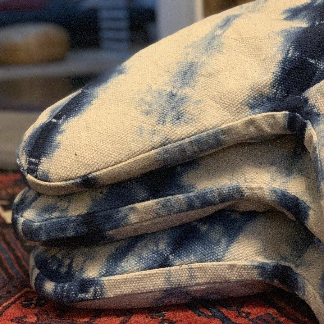 Crescent Shaped Meditation Cushion - the five clouds