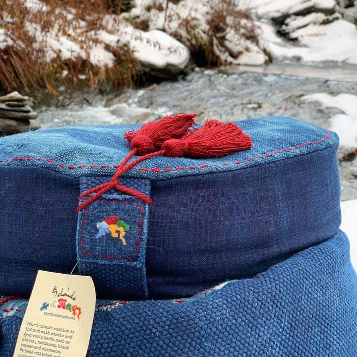 Round Eclipse Moon Buckwheat Meditation Cushion - the five clouds