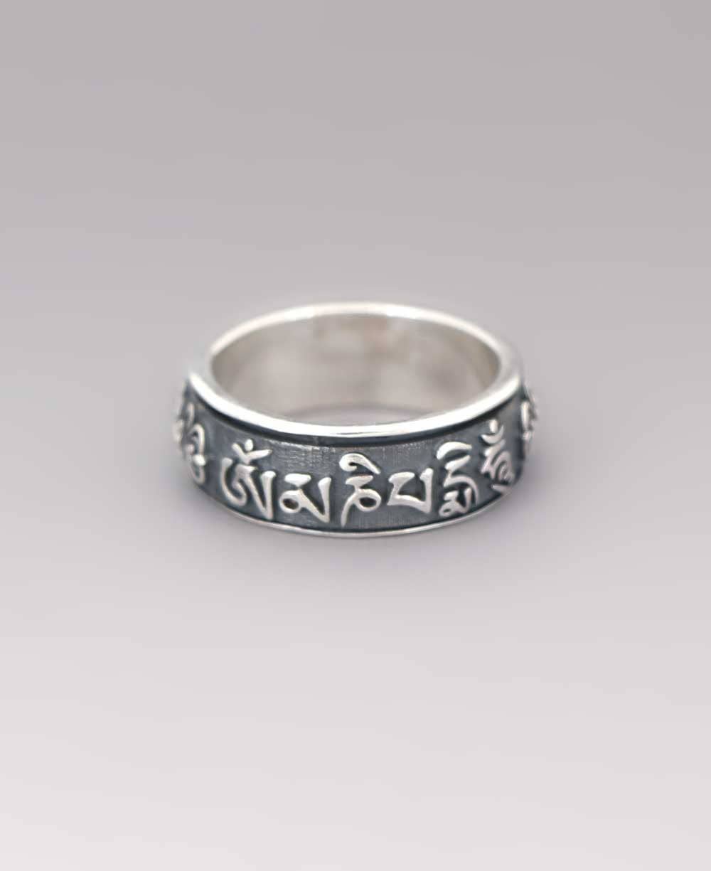 Culture Spot - Om Mani Padme Hum Spinning Tibetan Mantra Meditation Ring For Men & Women