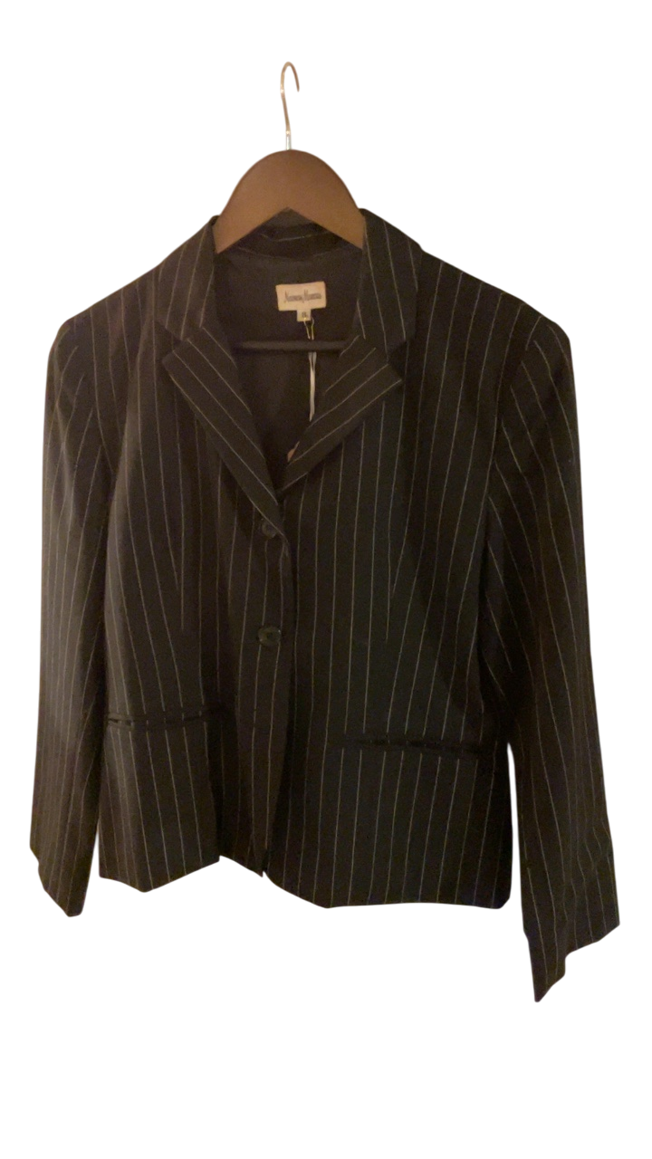 Neiman Marcus Blazer 8 Black with white pinstripes