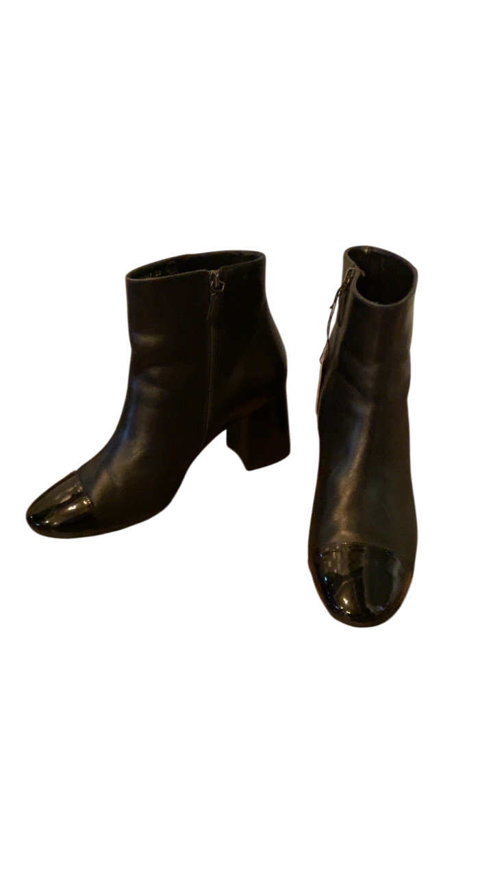 Boots 8 Black
