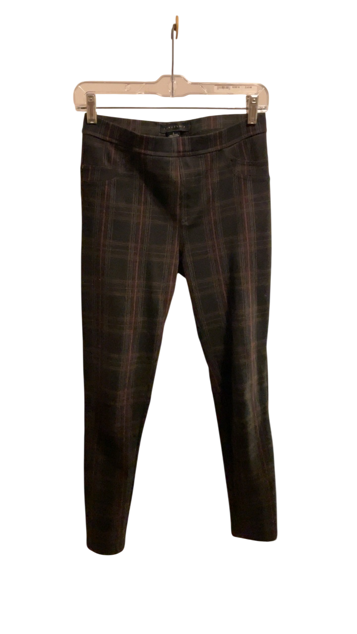 Sanctuary Pants Small Dark with a subtle checkered pattern