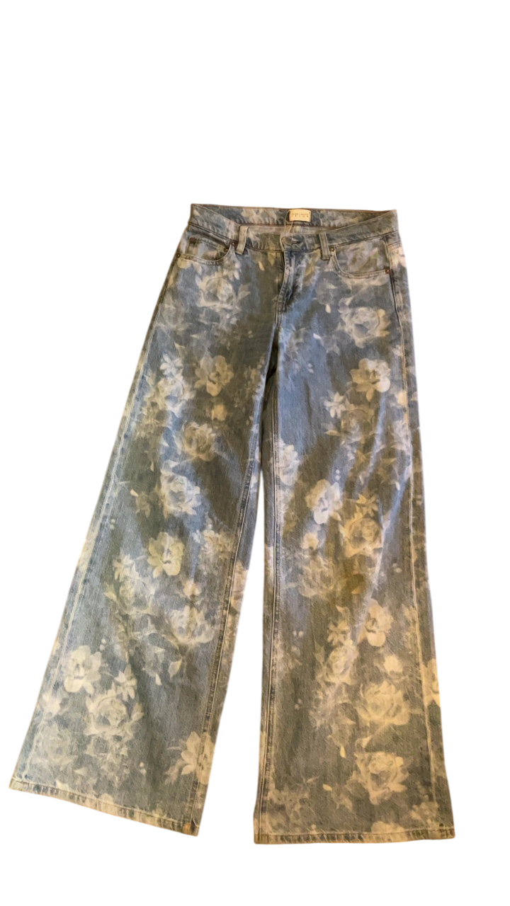 Alice + Olivia Jeans 27 Blue with floral print