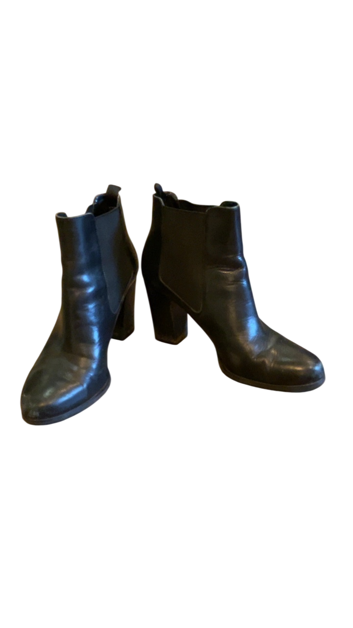 Michael Kors Boots 9 Black