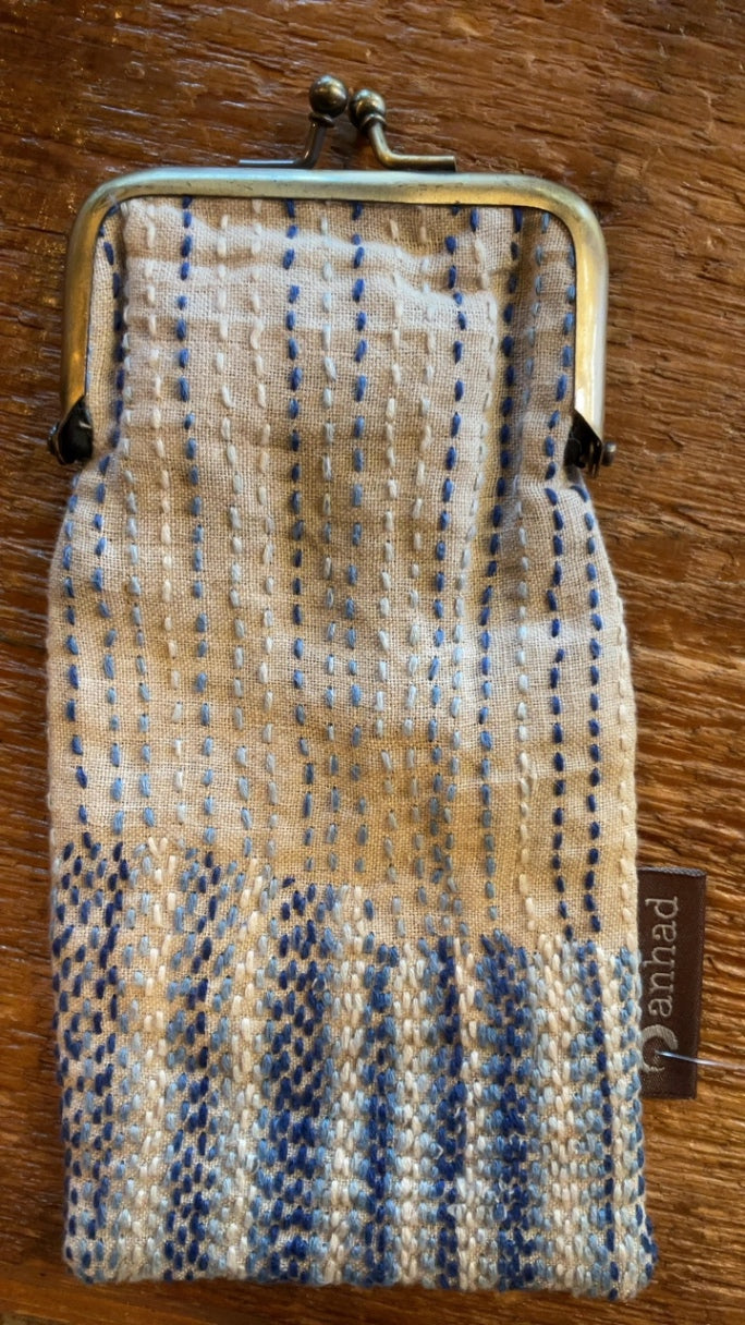 Wooven Coin purse Beige with blue accents