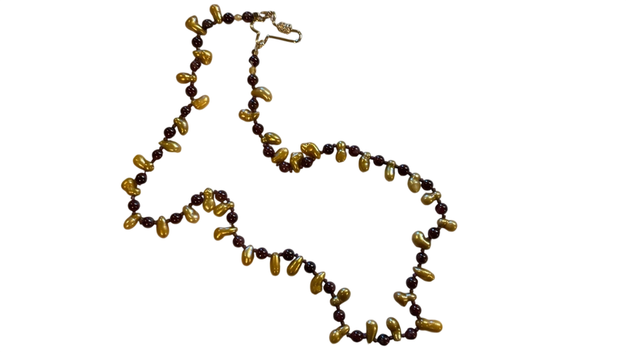 Hecho A Mano Necklace Gold and Dark Red