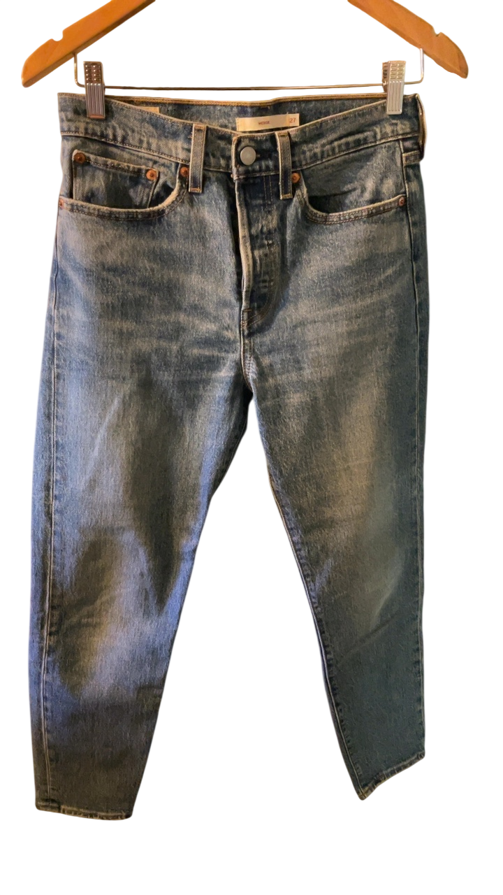Levi's Jeans 27 Dark wash with faded areas