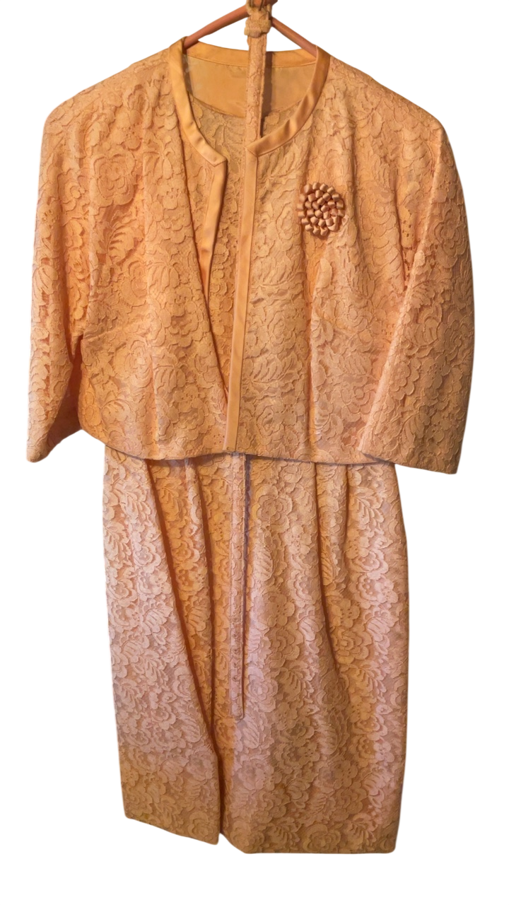 Suit Small/Medium Peach