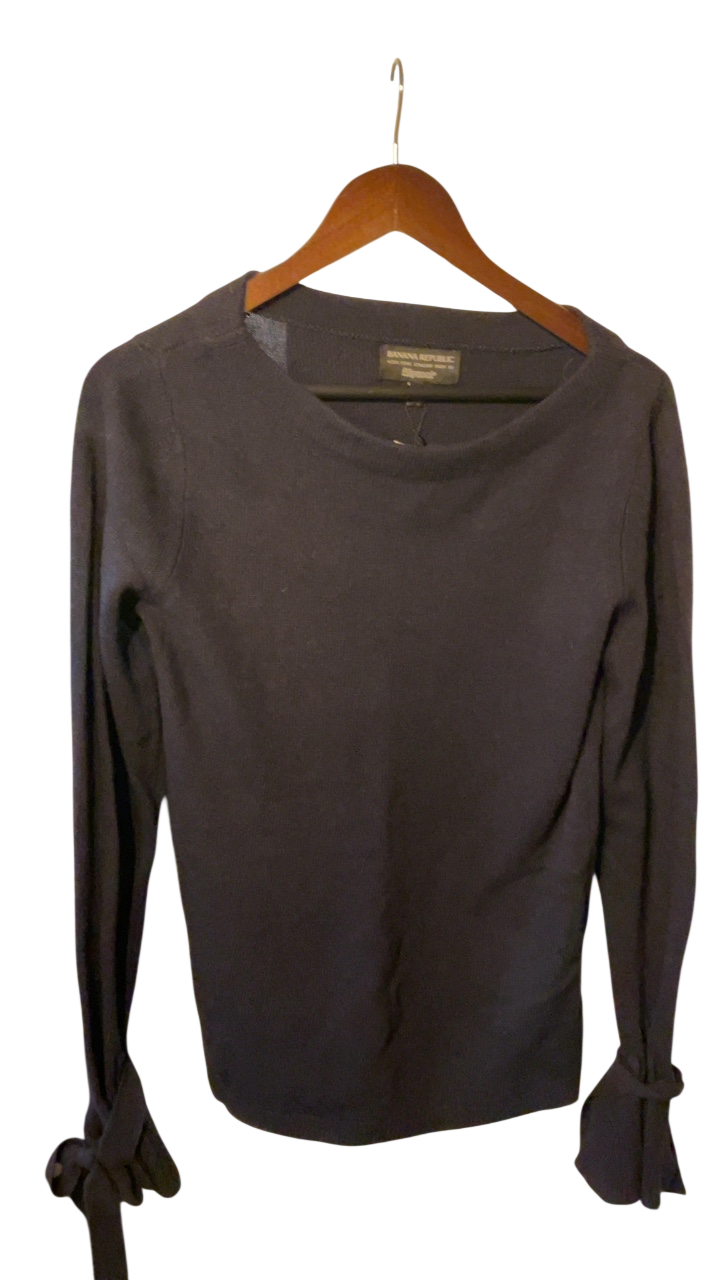 Banana Republic Sweater Large black