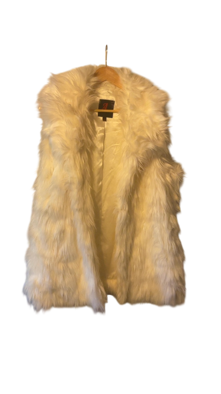 Adrienne Landau Vest Large Cream