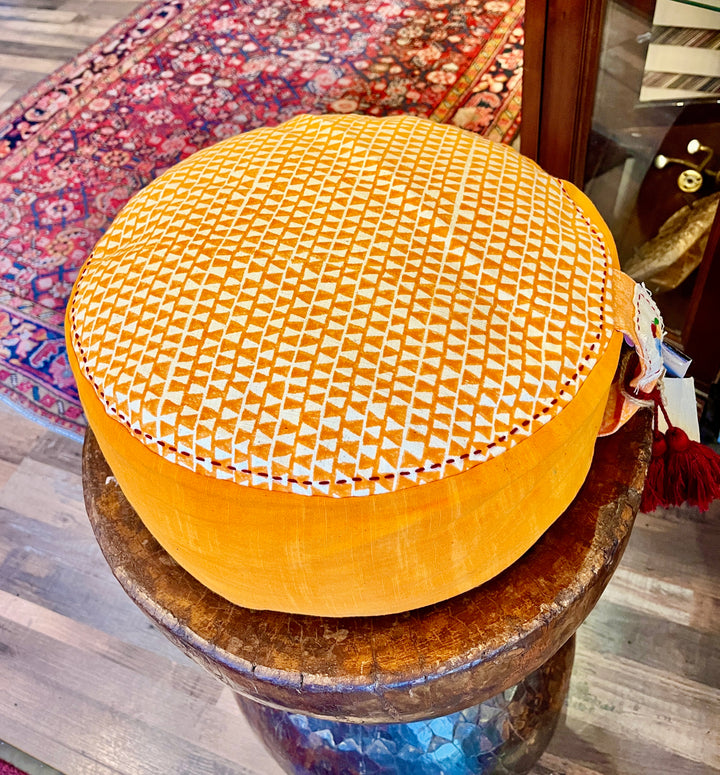 Round Eclipse Moon Buckwheat Meditation Cushion