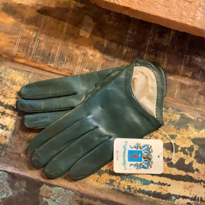 Portolano Conifer Green Short Leather Gloves